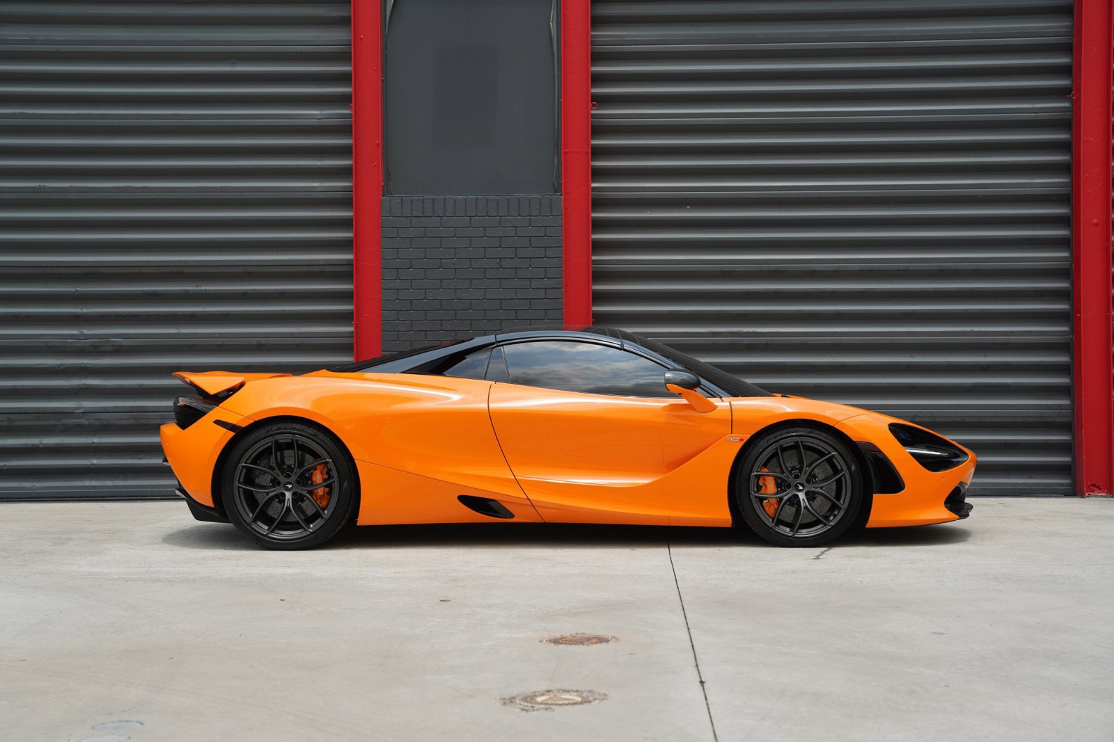 Used 2022 McLaren 720S Performance RWD image 20