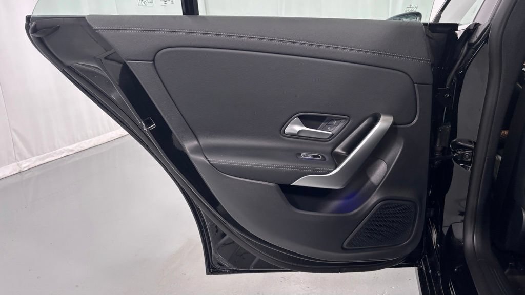 Certified 2024 Mercedes-Benz CLA 250 4MATIC image 23
