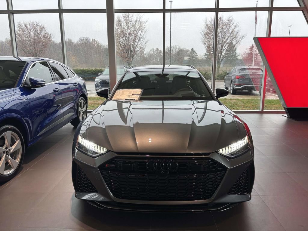 New 2026 Audi RS 6 performance image 2