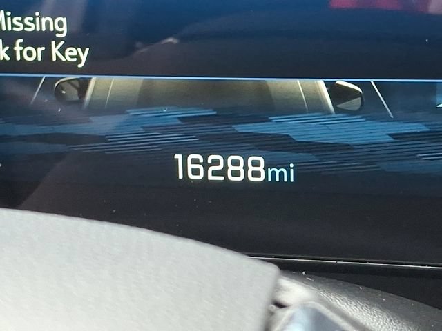 Used 2025 Chevrolet Equinox LT AWD/4WD image 20