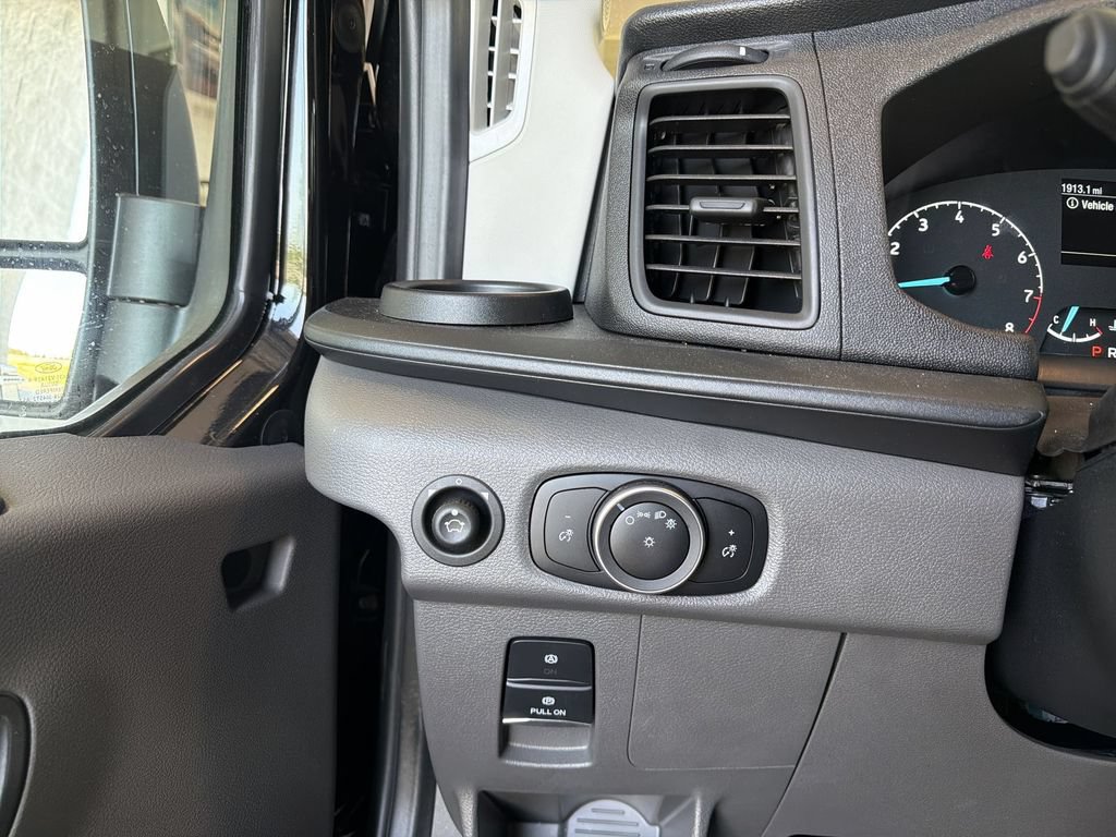 Used 2025 Ford Transit 350 XL AWD/4WD image 17