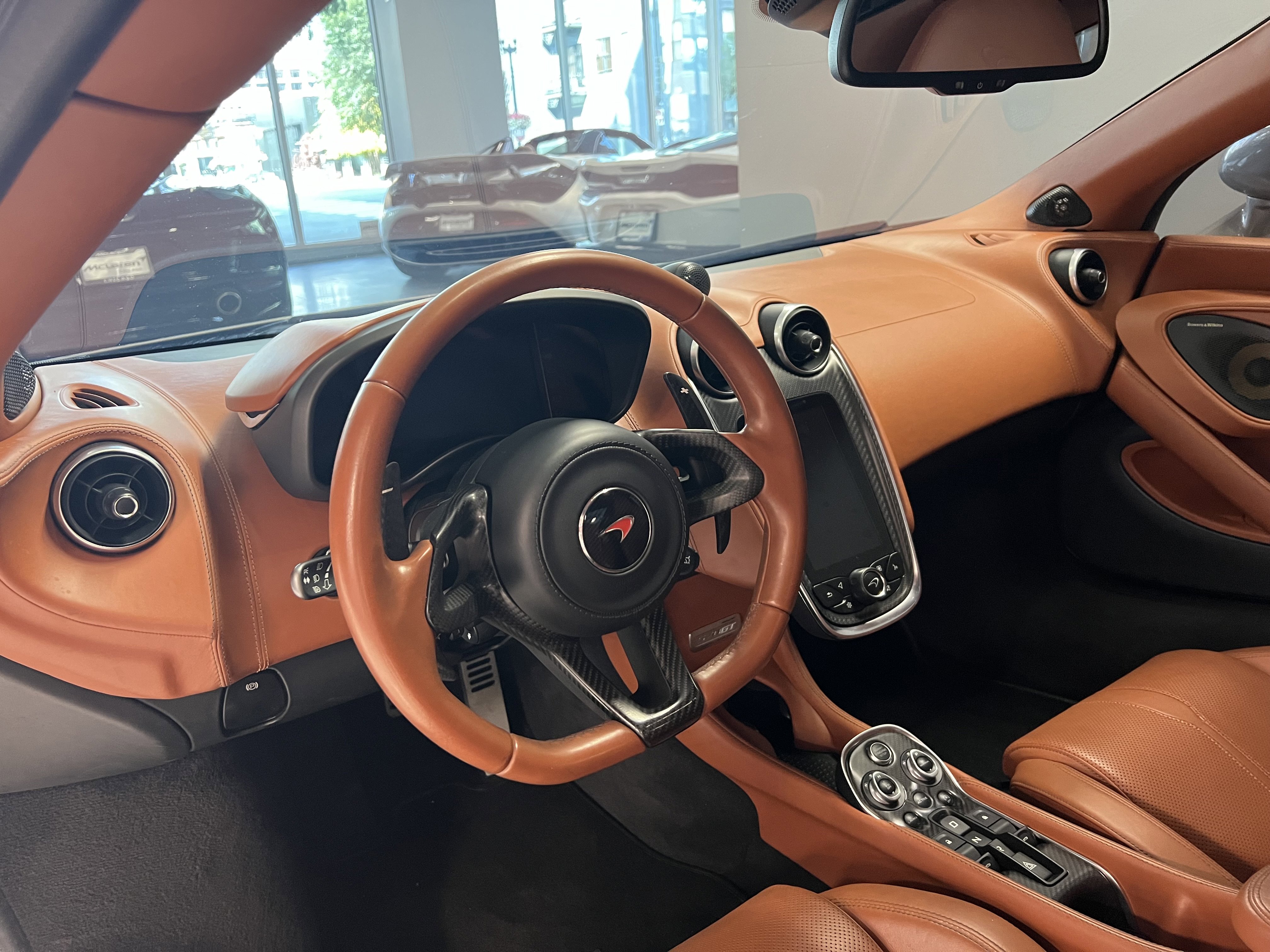 Used 2017 McLaren 570S image 20