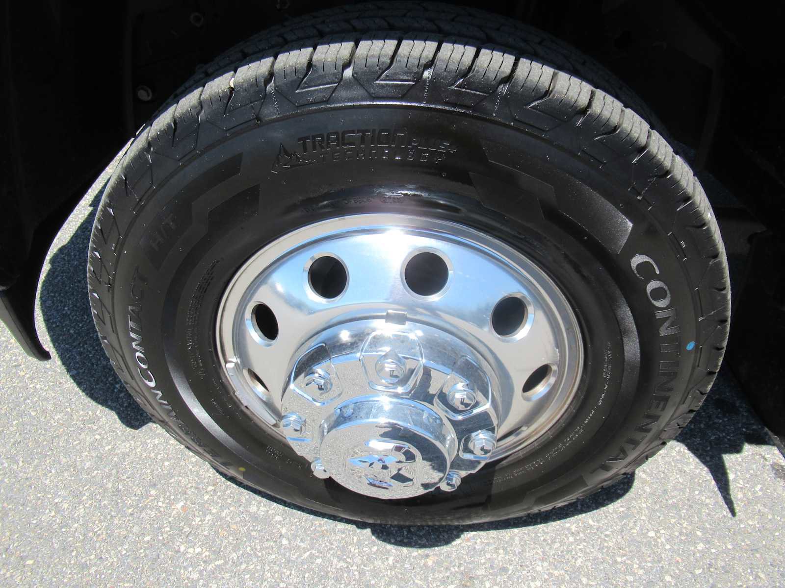 Used 2023 RAM 3500 Limited AWD/4WD image 9