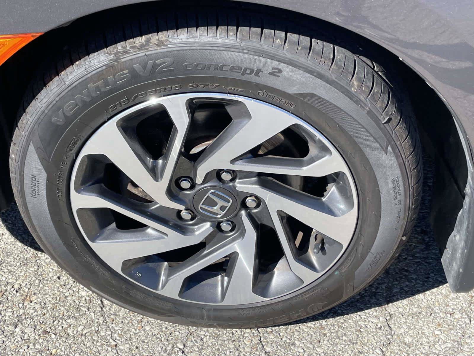 Used 2016 Honda Civic EX image 10