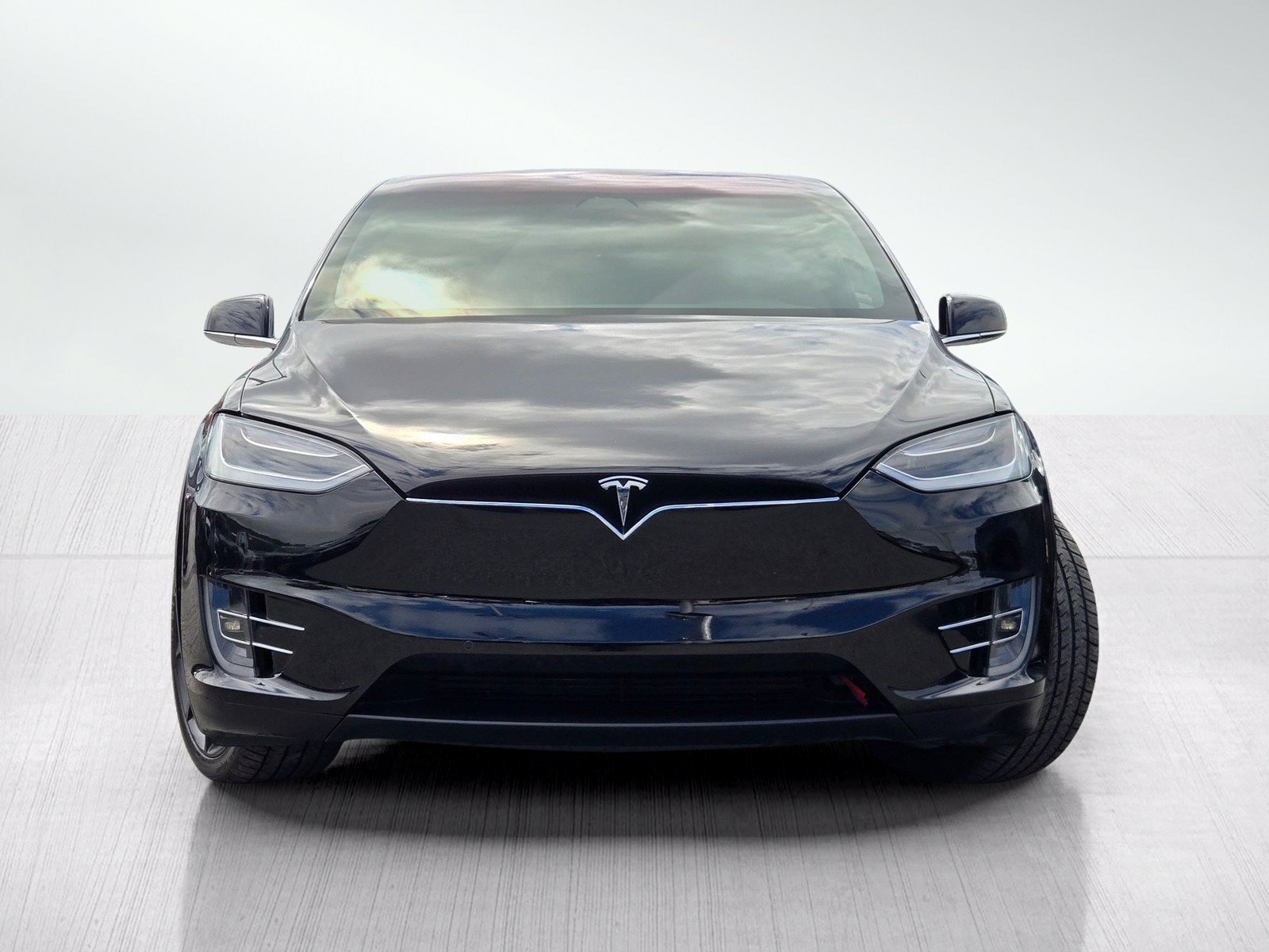 Used 2016 Tesla Model X Performance AWD/4WD image 2