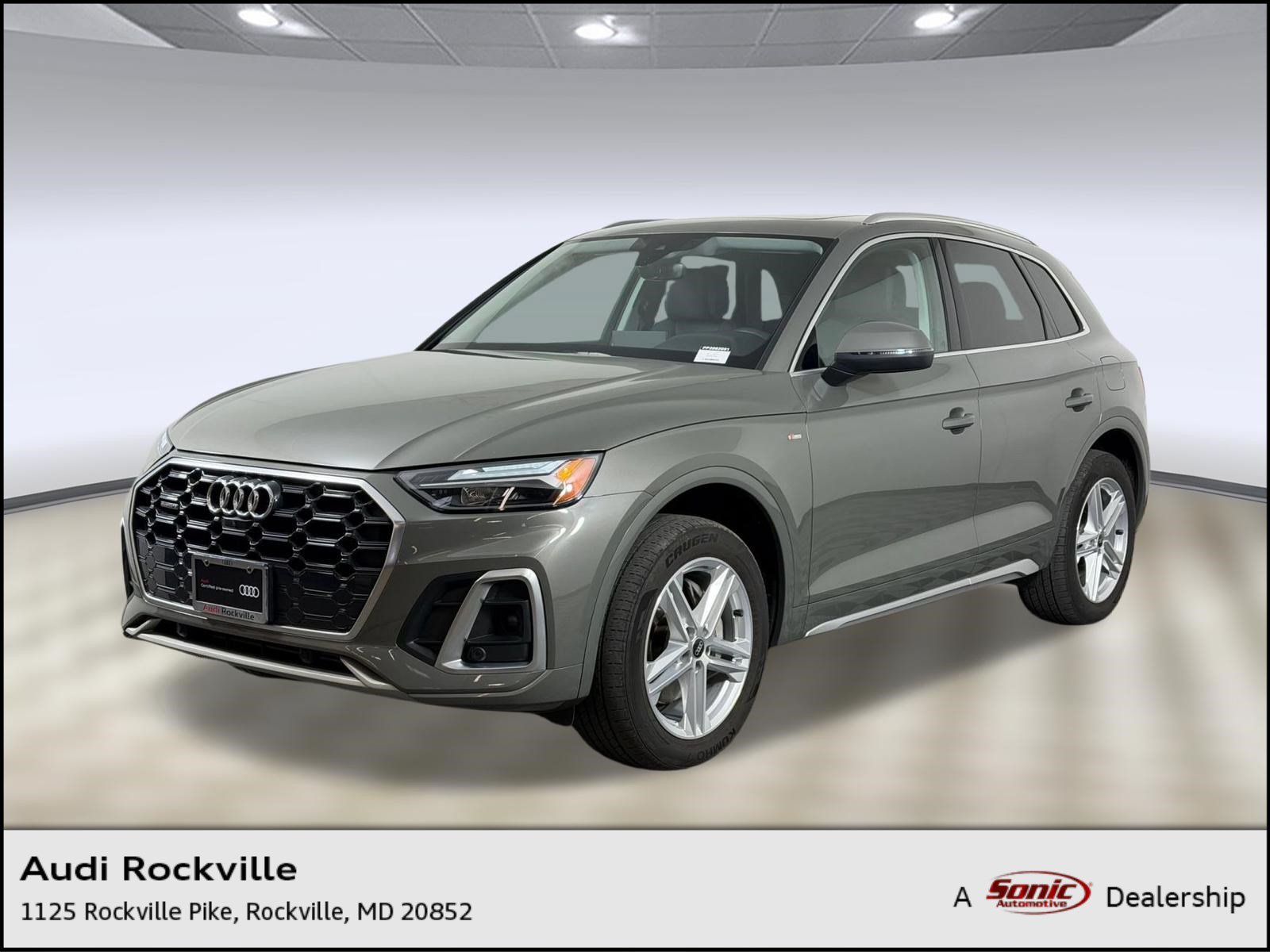 Used 2023 Audi Q5 e Premium Plus w/ Premium Plus Package AWD/4WD image 1