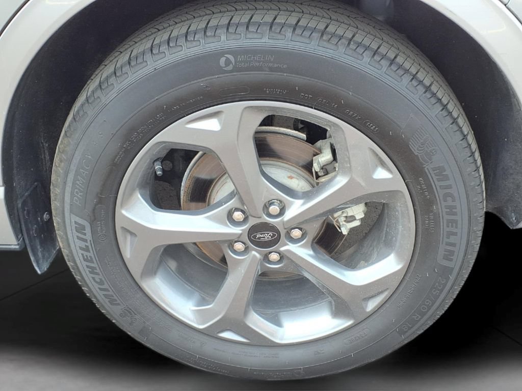 Used 2023 Ford Escape ST-Line w/ Tech Pack #1 AWD/4WD image 7