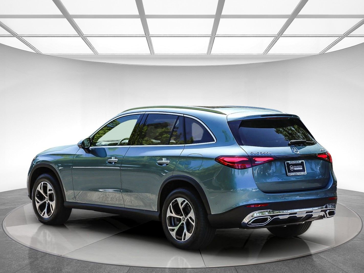 New 2026 Mercedes-Benz GLC 350e 4MATIC image 2