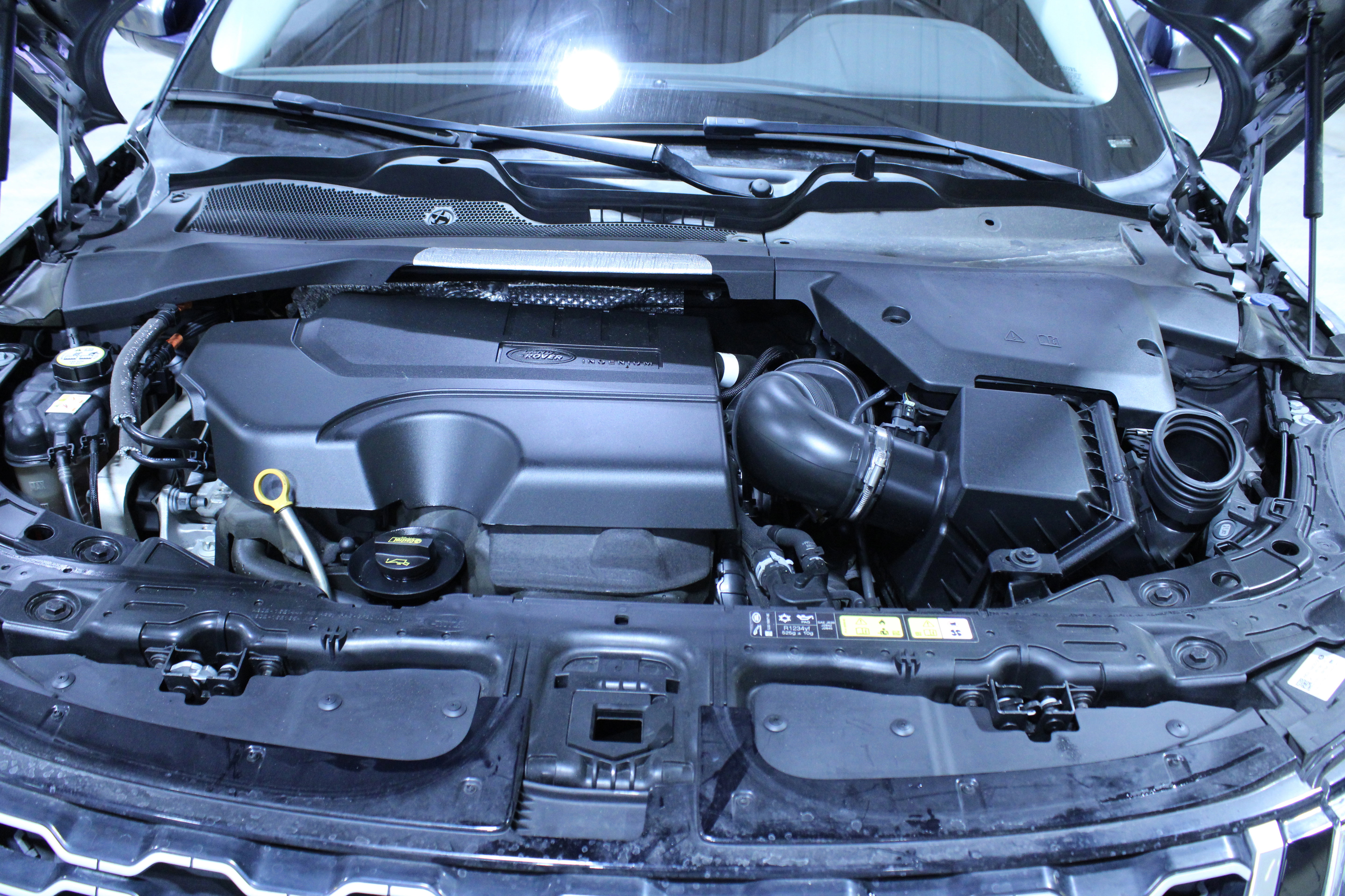 Used 2020 Land Rover Range Rover Evoque S image 41