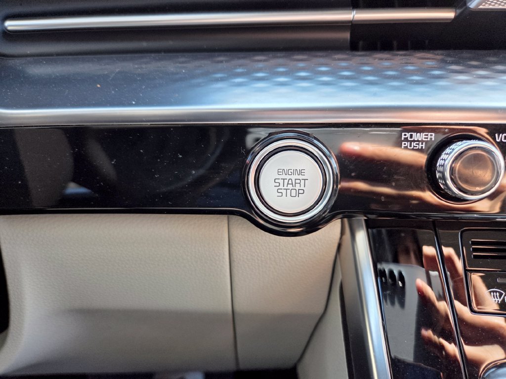 Used 2024 Kia Carnival SX Prestige FWD image 30