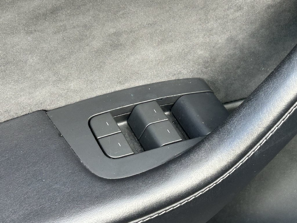 Used 2023 Tesla Model 3 Standard Range RWD image 23