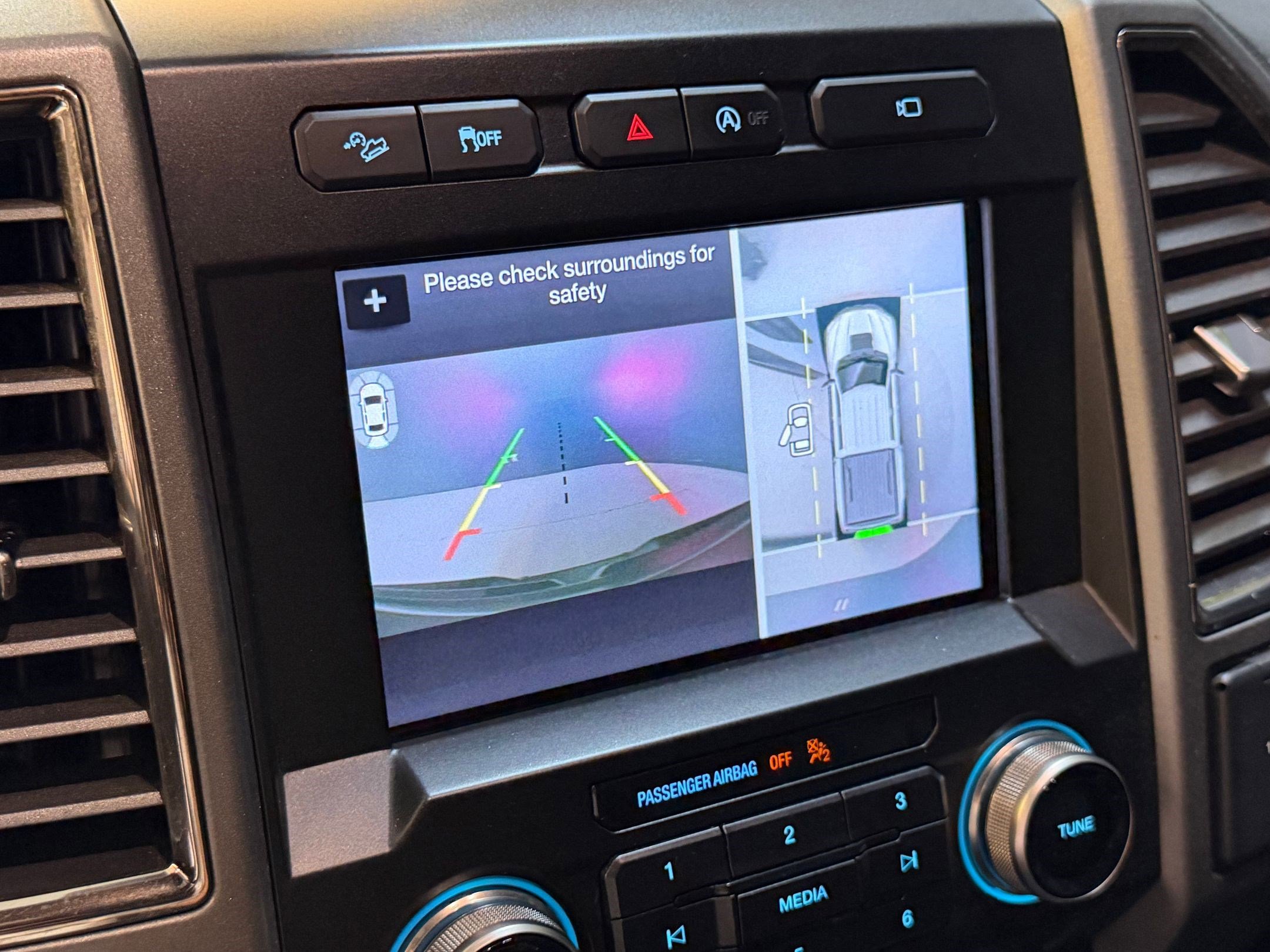 Used 2017 Ford F150 Raptor w/ Equipment Group 802A Luxury AWD/4WD image 33