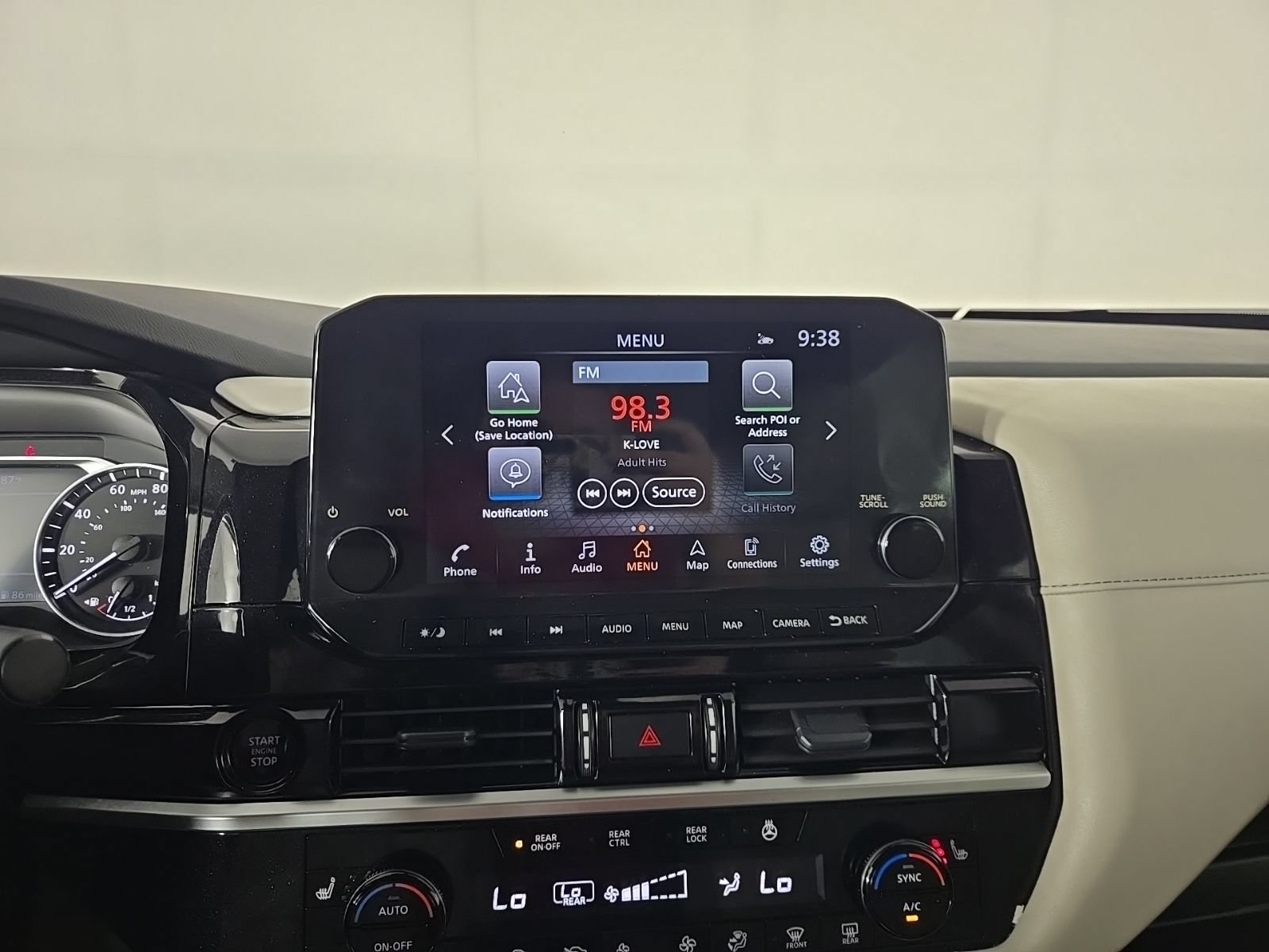 Used 2025 Nissan Pathfinder SL w/ SL Premium Package FWD image 10