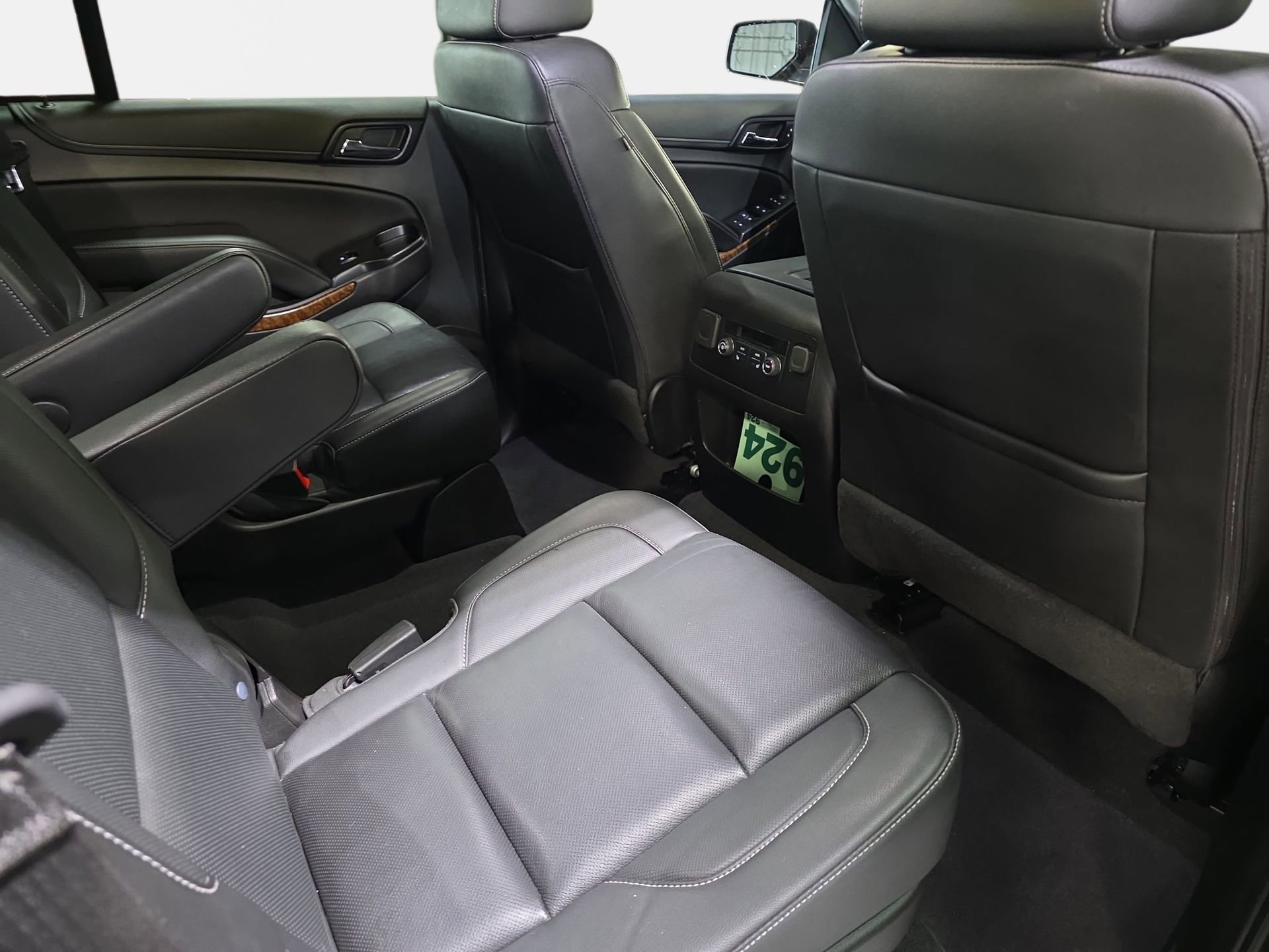 Used 2020 Chevrolet Tahoe Premier w/ 6.2L Performance Package AWD/4WD image 11