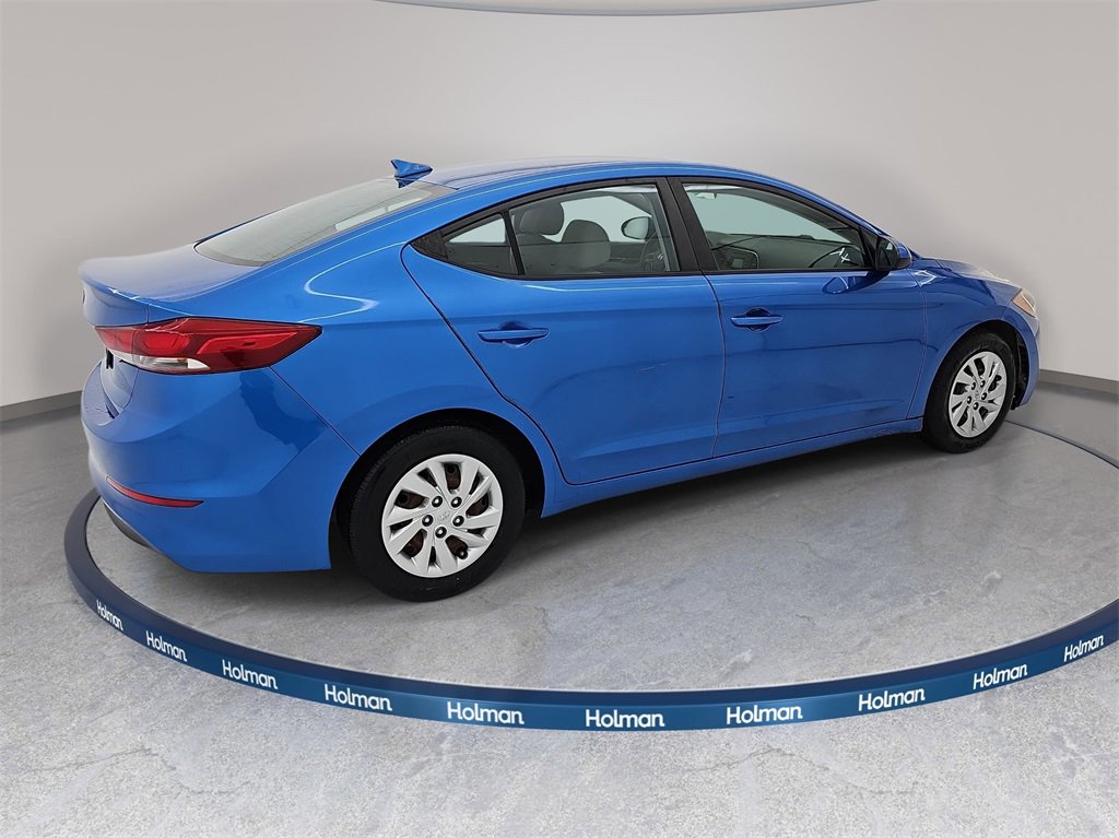 Used 2017 Hyundai Elantra SE image 6