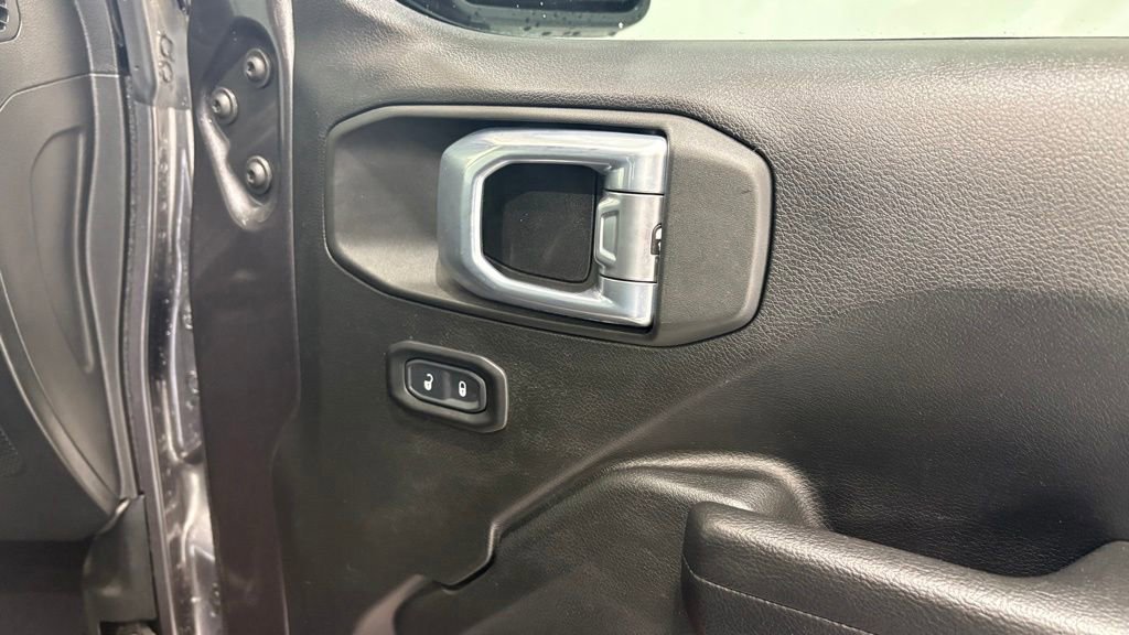 Used 2022 Jeep Wrangler Unlimited Sport AWD/4WD image 29