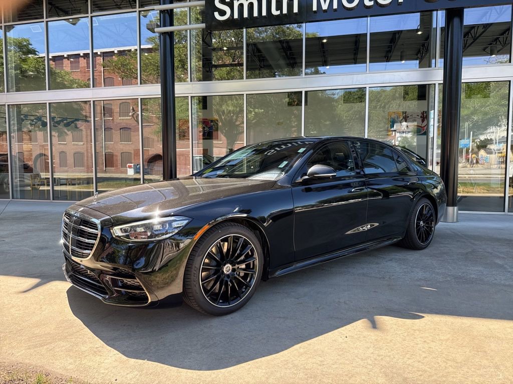 New 2025 Mercedes-Benz S 580 4MATIC Sedan image 4