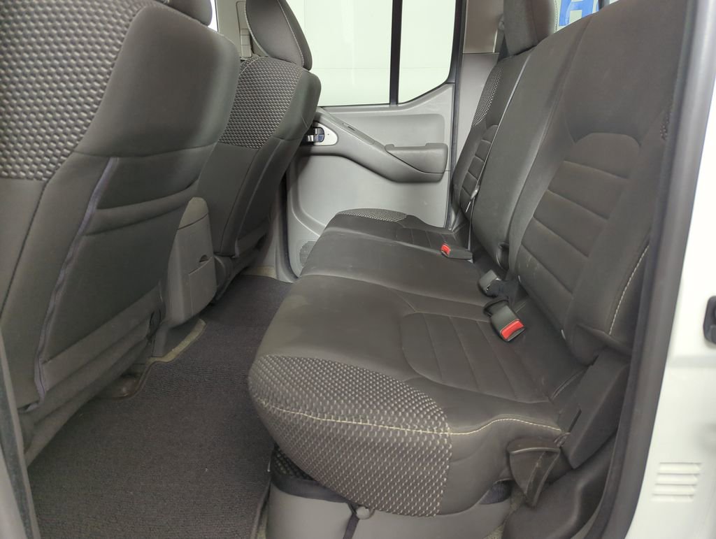 Used 2015 Nissan Frontier Desert Runner RWD image 19