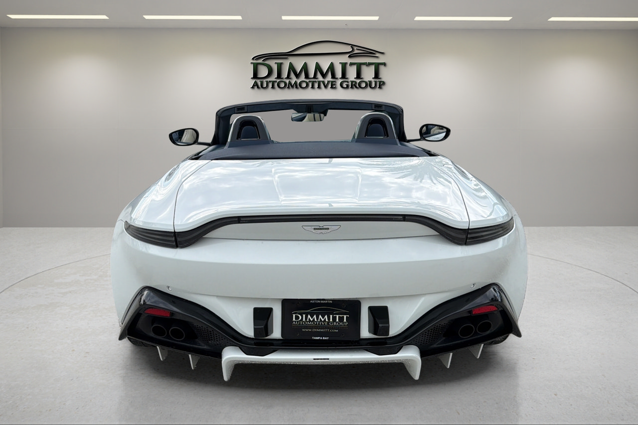 Used 2023 Aston Martin V8 Vantage Roadster RWD image 4