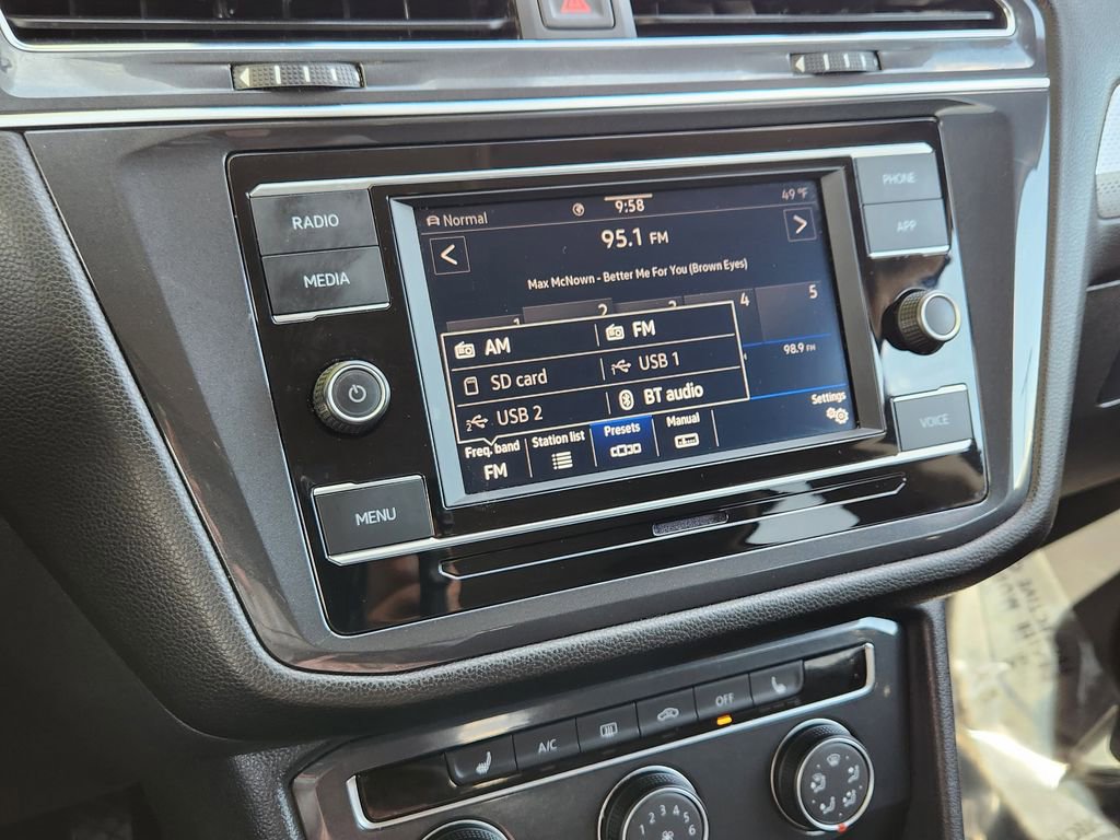 Used 2023 Volkswagen Tiguan S AWD/4WD image 8