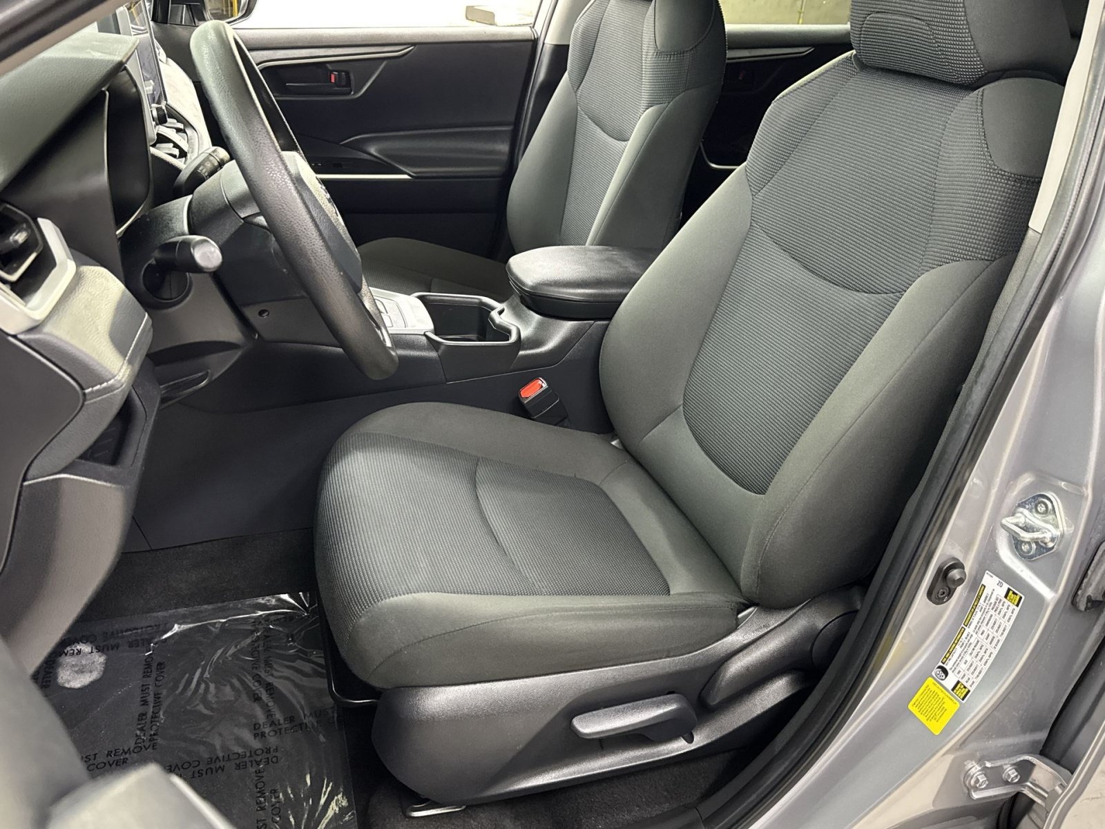 Used 2024 Toyota RAV4 LE AWD/4WD image 14