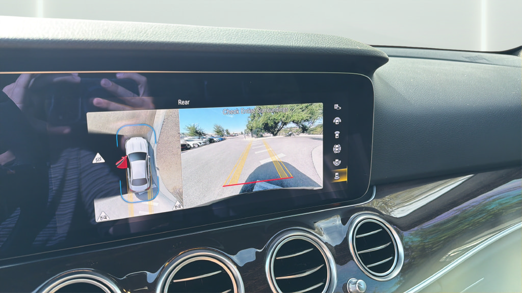 Used 2022 Mercedes-Benz E 350 Sedan image 17