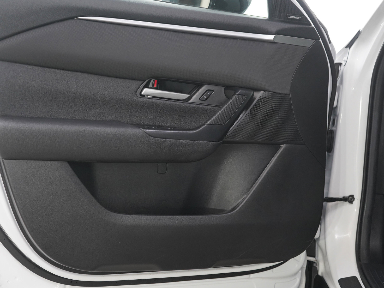 Used 2024 MAZDA CX-50 AWD 2.5 S w/ Cargo Package image 19