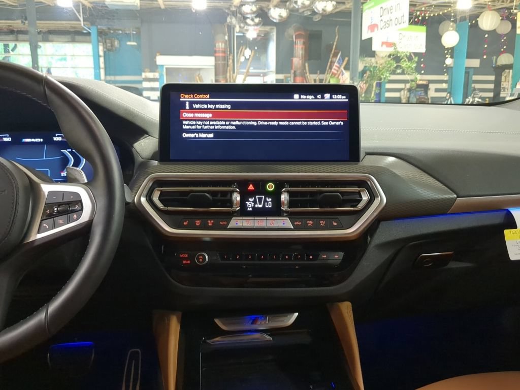Certified 2025 BMW X4 M40i w/ Premium Package AWD/4WD image 13