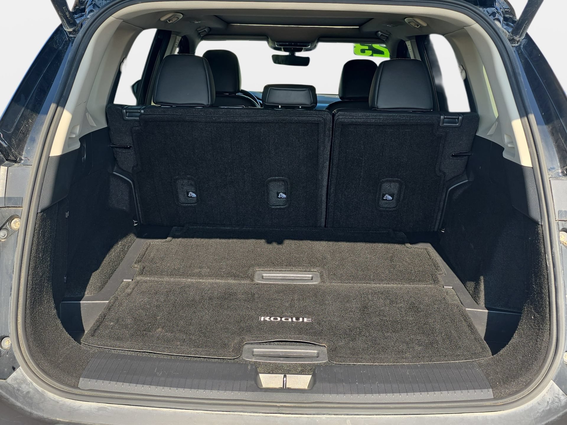 Used 2023 Nissan Rogue SL w/ SL Premium Package FWD image 12