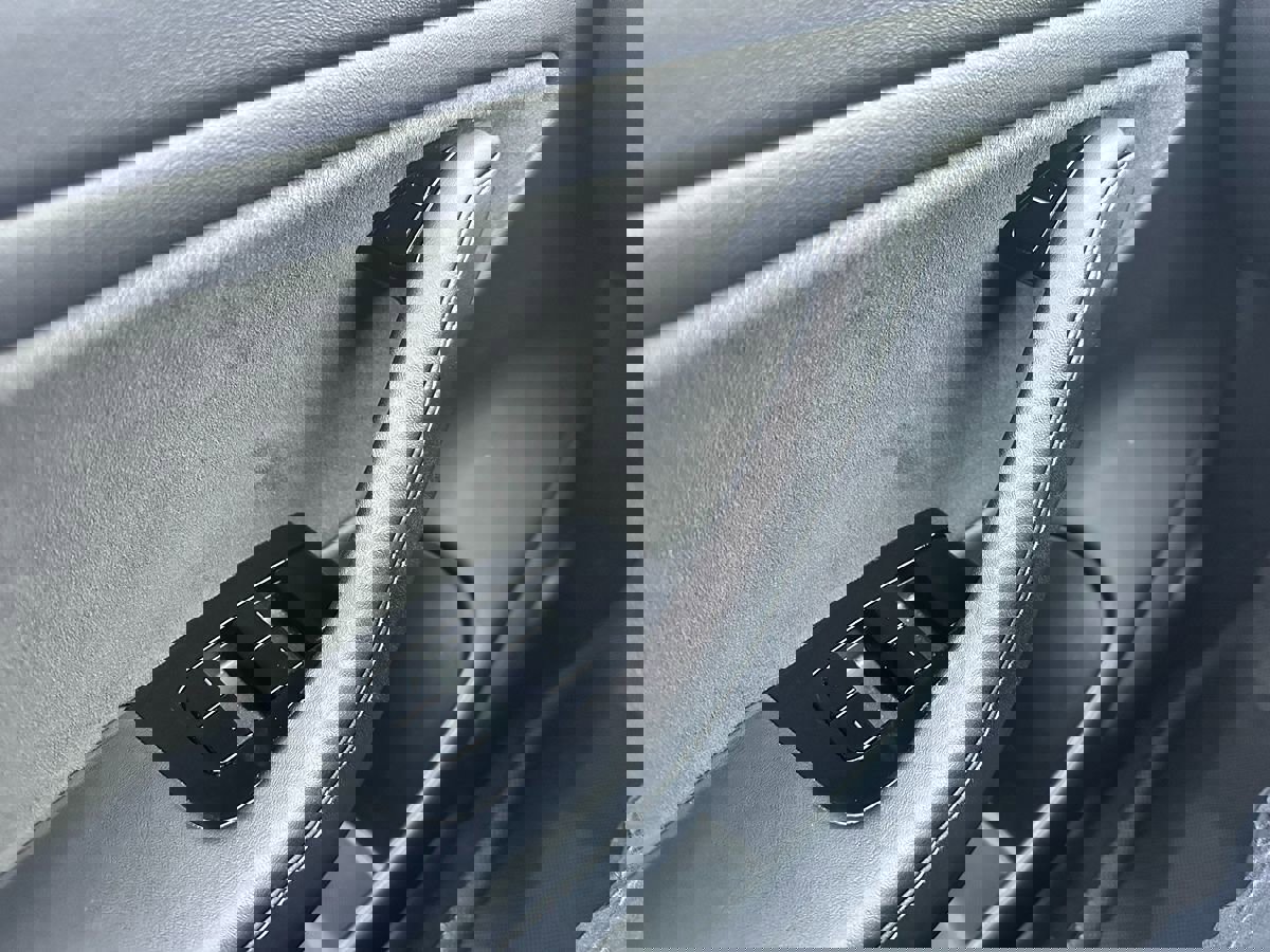 Used 2018 Tesla Model 3 Long Range image 21