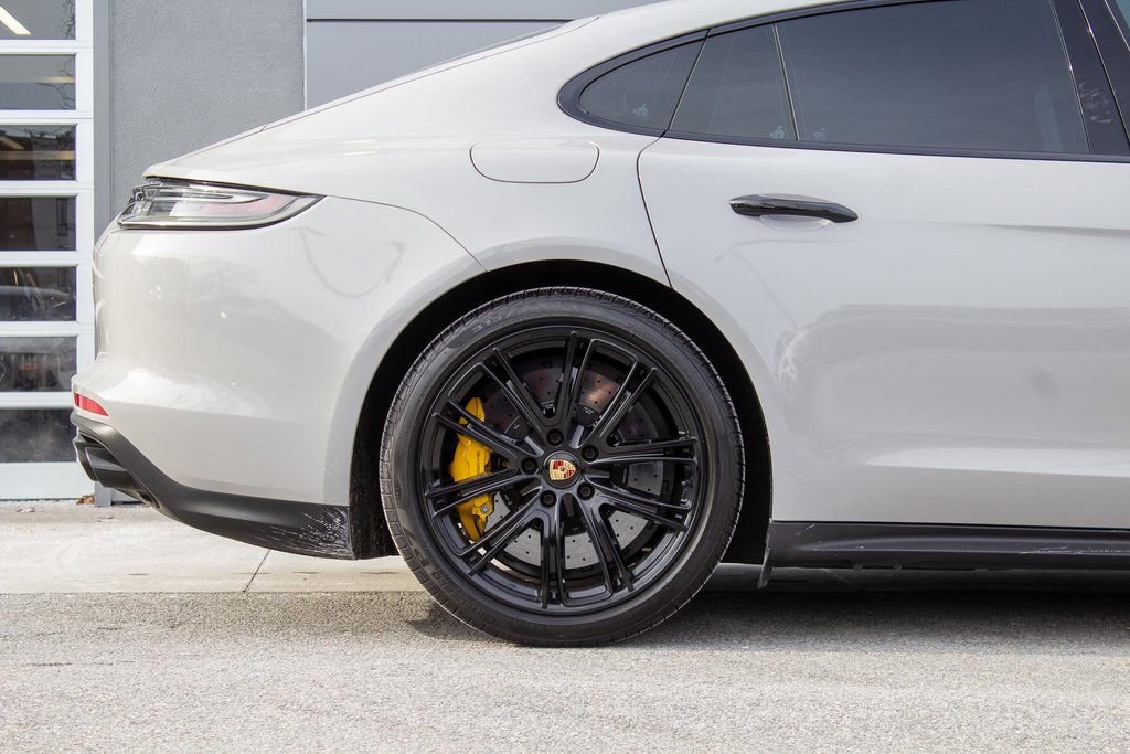 Used 2022 Porsche Panamera Turbo S image 6