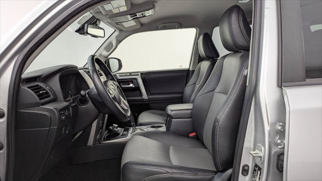 Used 2020 Toyota 4Runner SR5 Premium AWD/4WD image 14