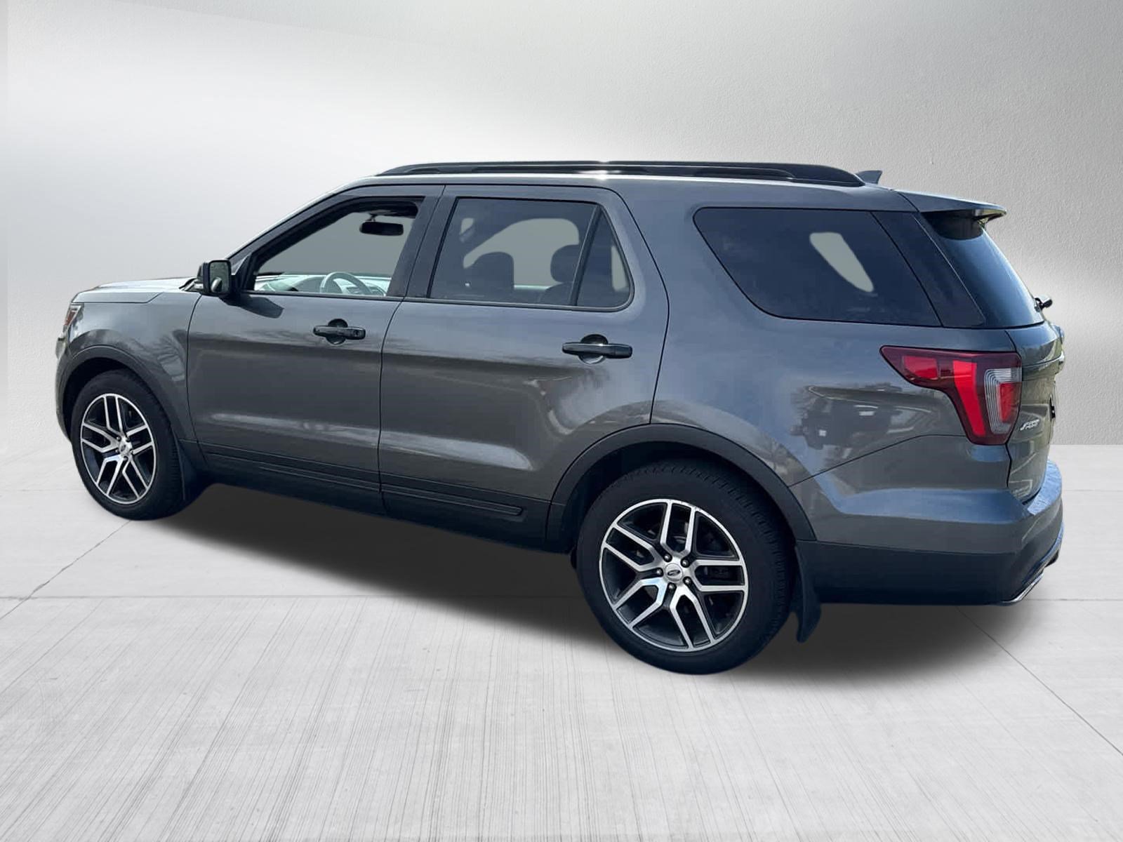 Used 2017 Ford Explorer Sport w/ Equipment Group 401A image 7