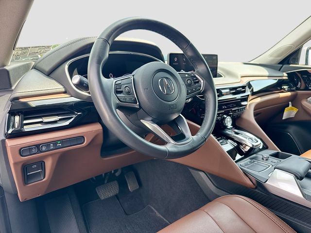 Used 2024 Acura MDX SH-AWD w/ Technology Package image 12