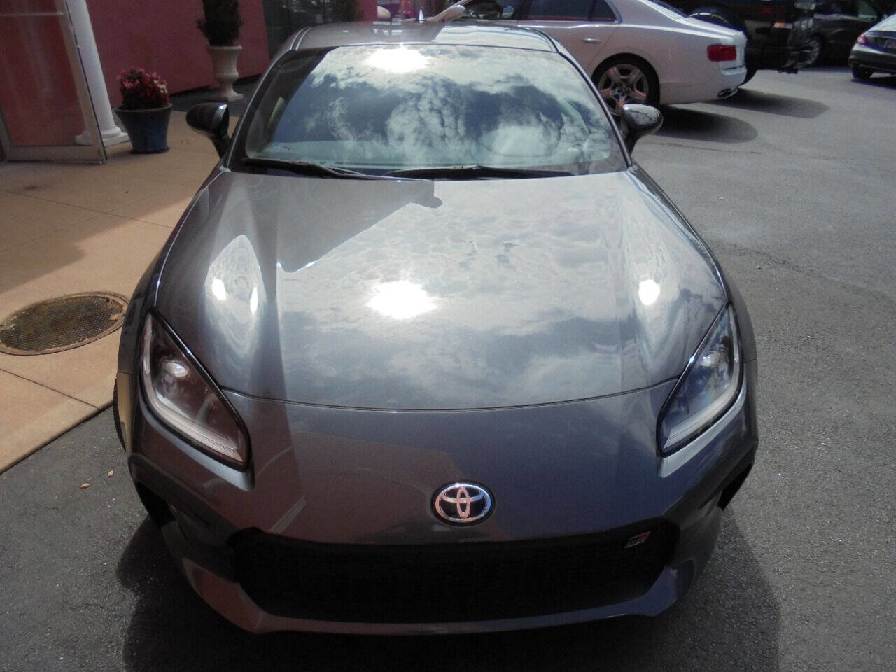 Used 2022 Toyota GR86 RWD image 39