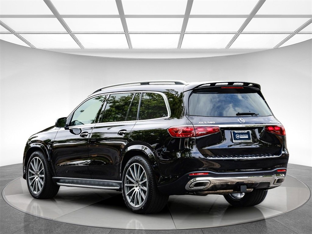 New 2026 Mercedes-Benz GLS 580 4MATIC image 2