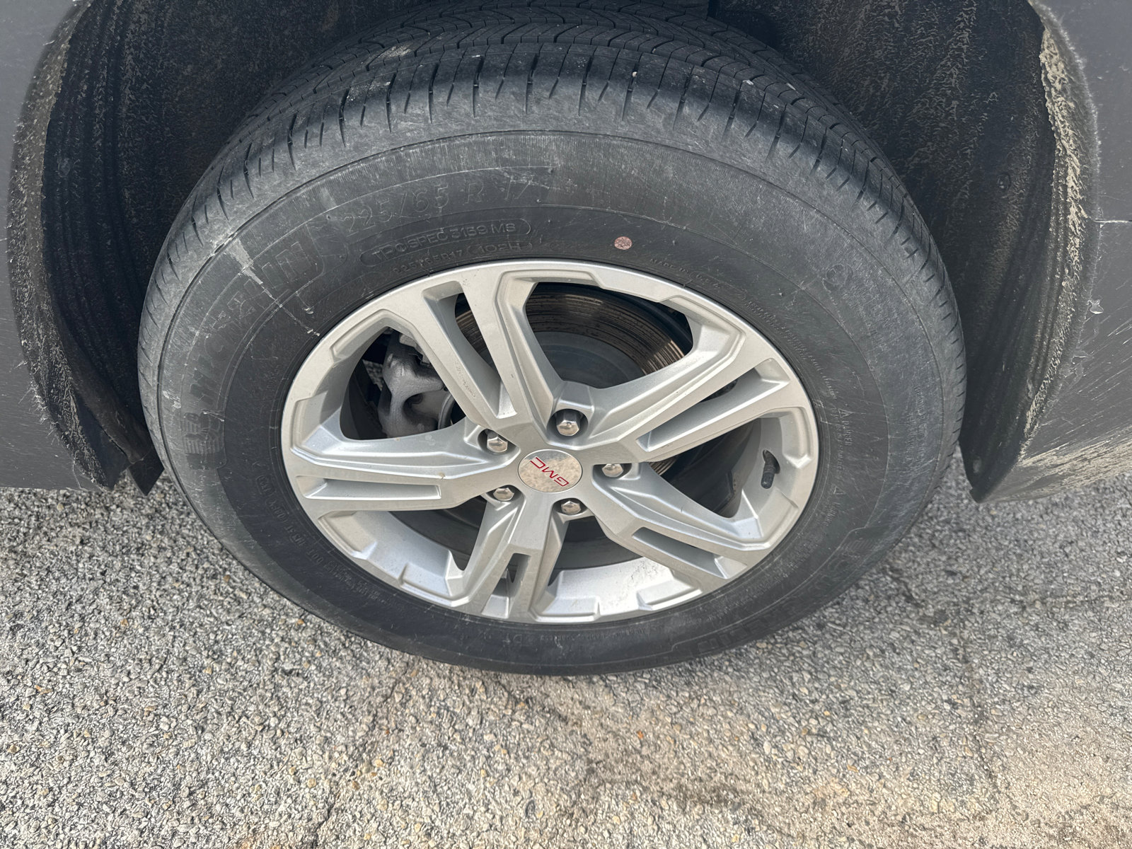 Used 2024 GMC Terrain SLE image 19