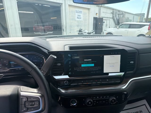 Used 2024 Chevrolet Silverado 1500 LT AWD/4WD image 21