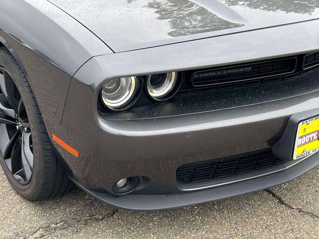 Used 2018 Dodge Challenger SXT Plus RWD image 8