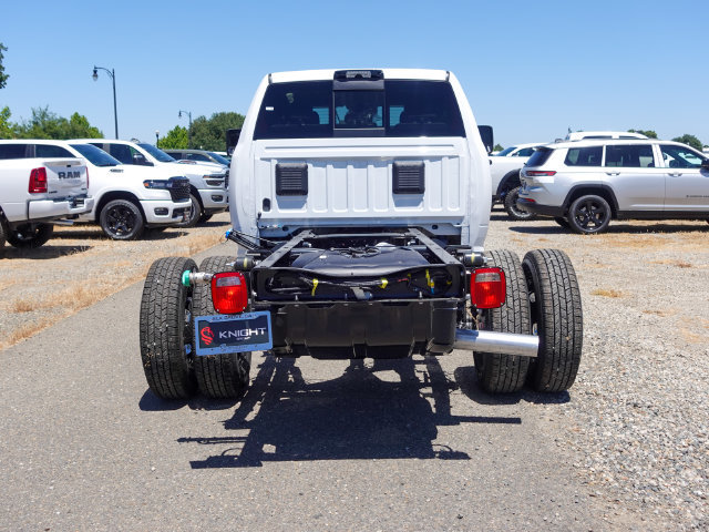 New 2026 RAM 3500 Tradesman AWD/4WD image 6