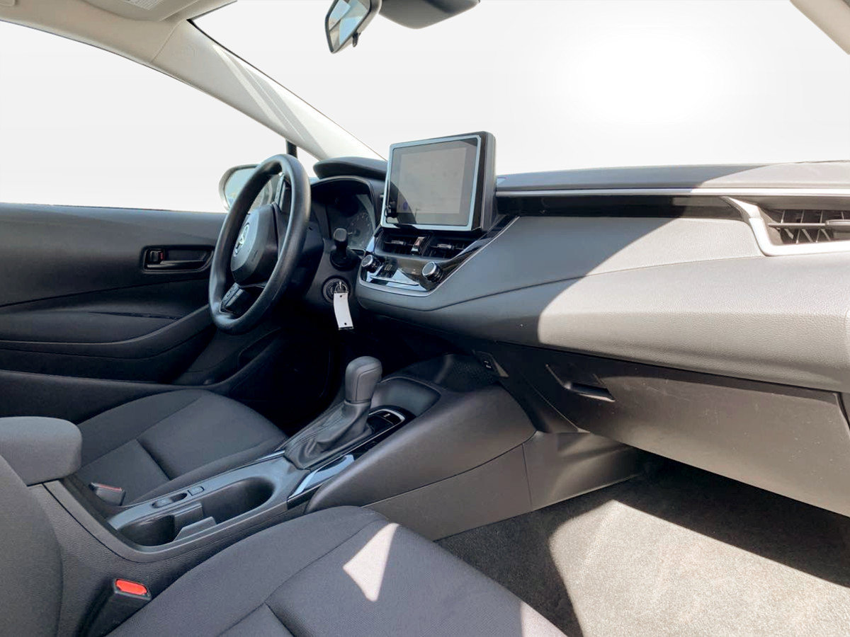 Used 2025 Toyota Corolla LE FWD image 19
