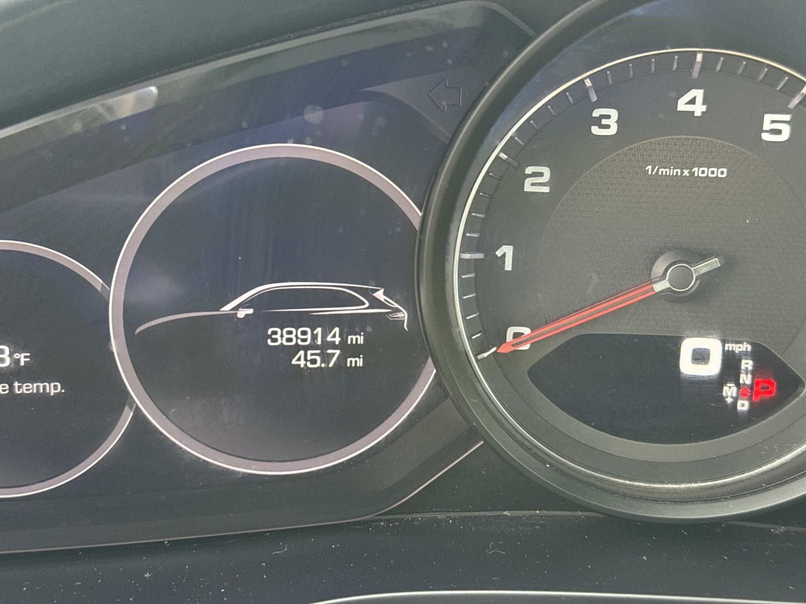 Used 2021 Porsche Cayenne S image 27