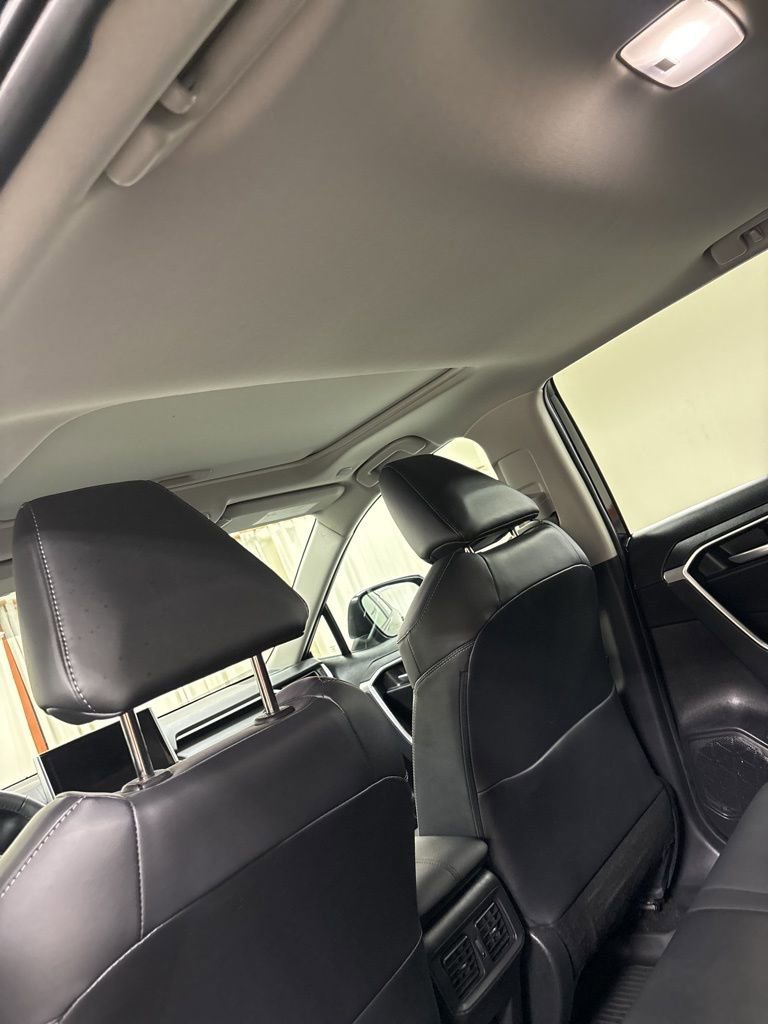 Used 2023 Toyota RAV4 XLE Premium AWD/4WD image 20