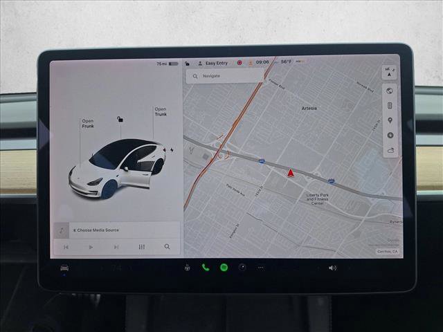 Used 2021 Tesla Model 3 Performance image 11