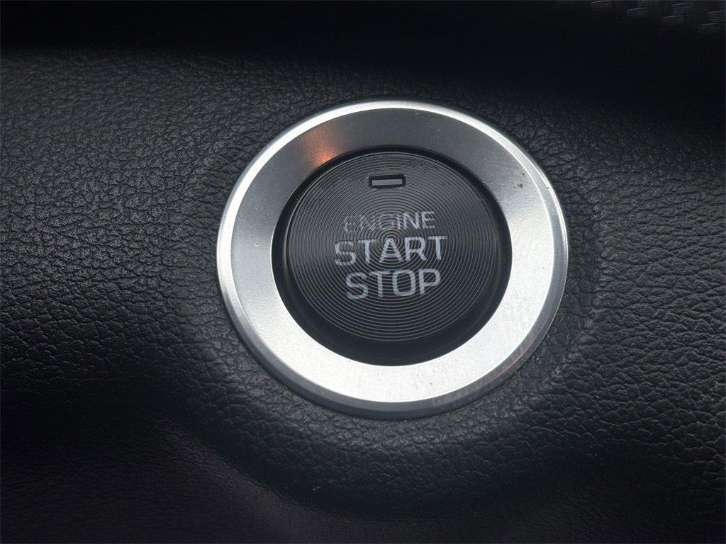 Used 2018 Hyundai Elantra Sport image 15