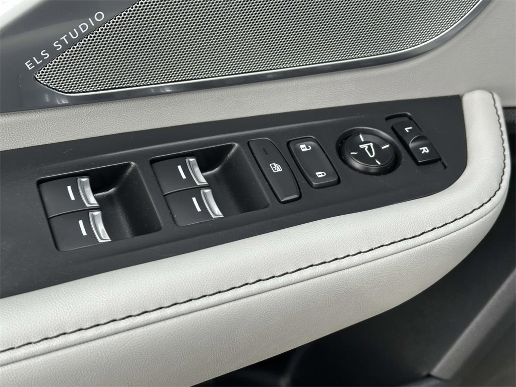 Used 2023 Acura RDX Technology Package image 15