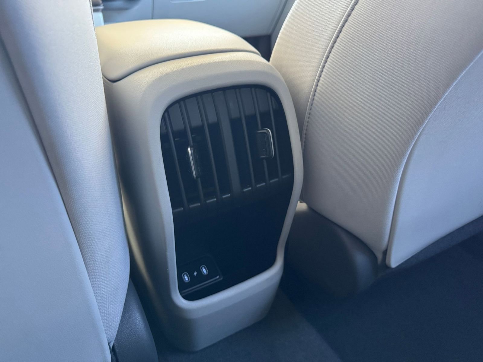 Used 2025 Hyundai Kona SEL image 23