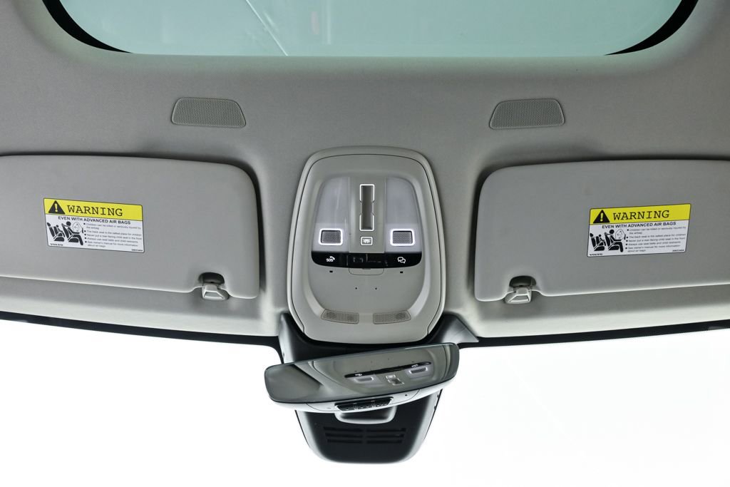 Certified 2023 Volvo XC60 B5 Ultimate image 21