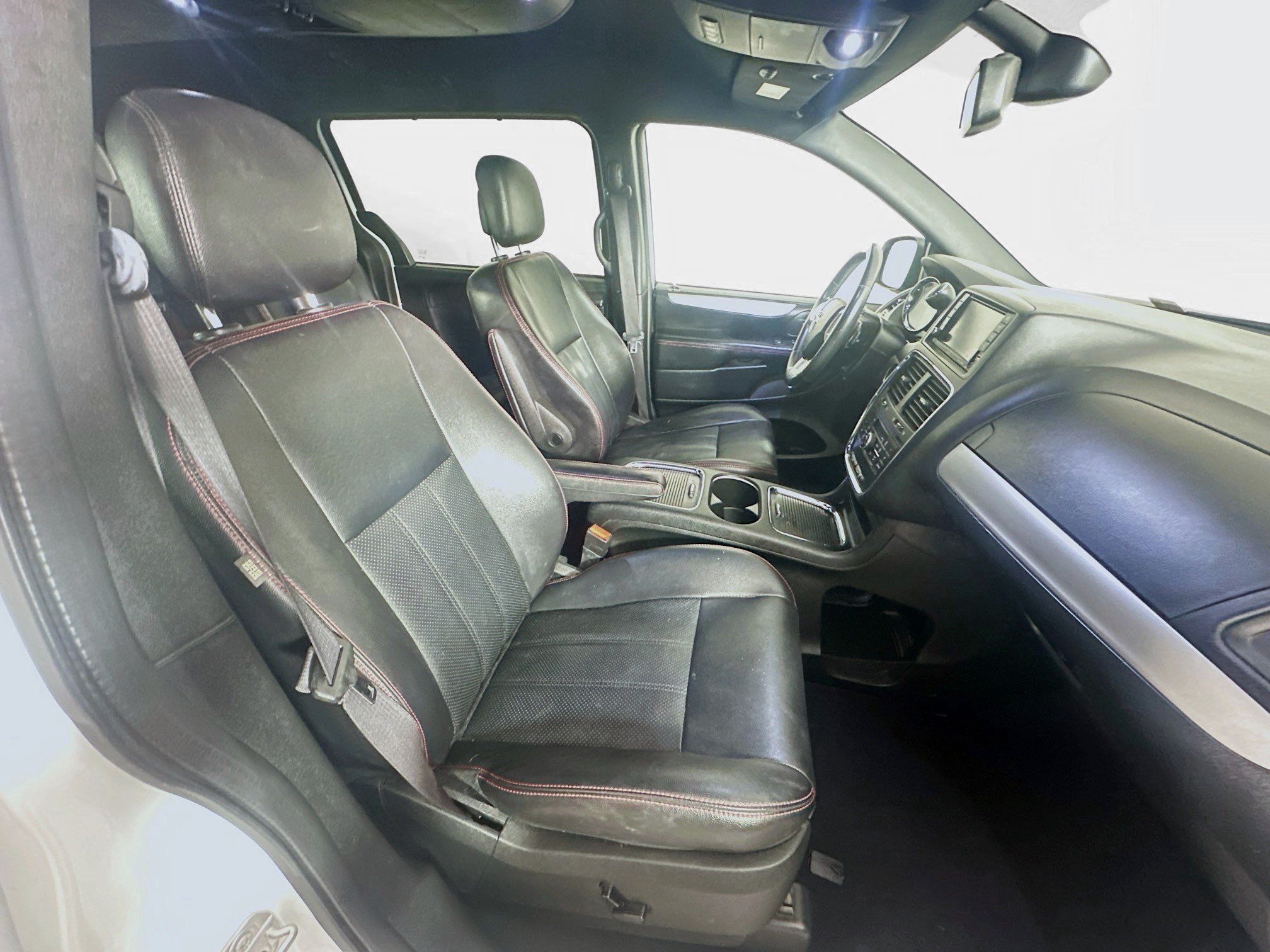 Used 2019 Dodge Grand Caravan GT FWD image 29