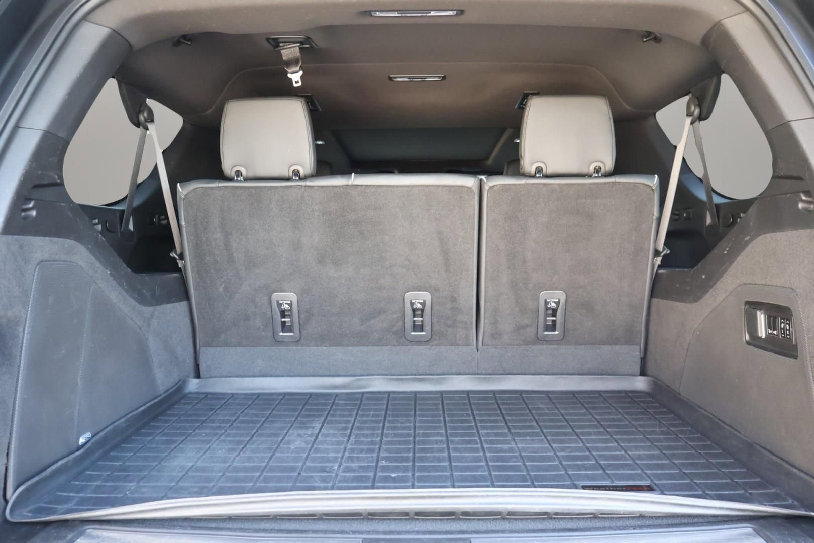 Certified 2023 Cadillac Escalade ESV Sport w/ LPO, ONYX Package image 18